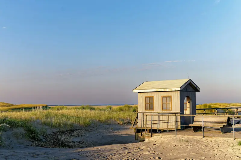 Strandhus vid Sankt Peter-Ording på den tyska Nordsjökusten