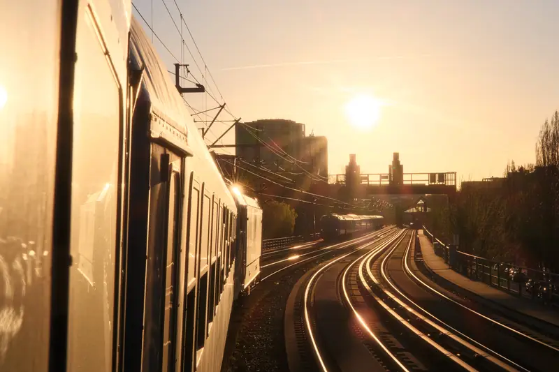 Nattåg vid Berlin Hauptbahnhof, fotograferat 2026