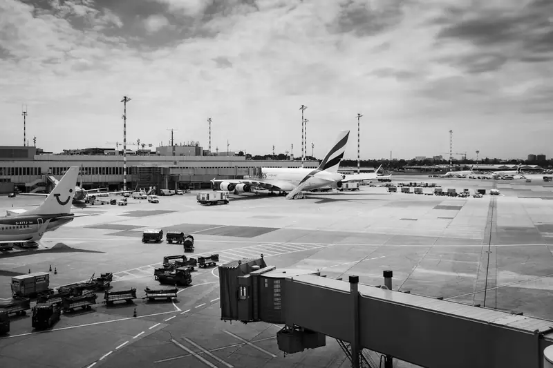 Flygplan vid Düsseldorfs flygplats