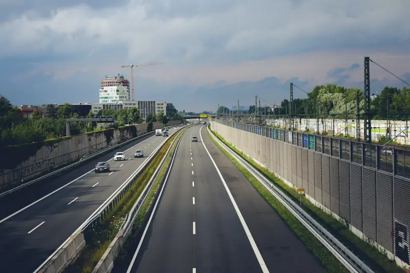 Motorväg vid Wilhelmsburg i Hamburg