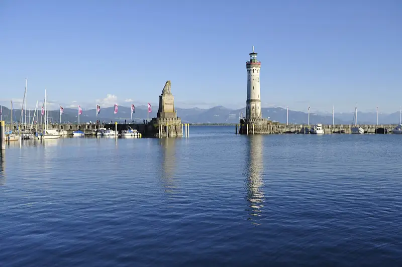 Hamnen i Lindau vid Bodensjön